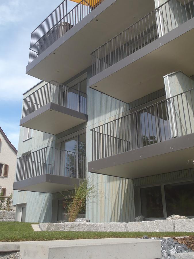 Hotel Traube Garni Kuttigen Exterior photo