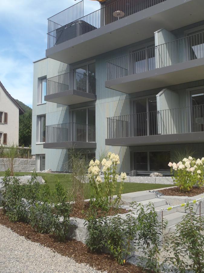 Hotel Traube Garni Kuttigen Exterior photo